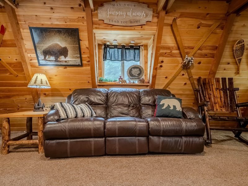 Lazy Moose Lodge-Family Room 5